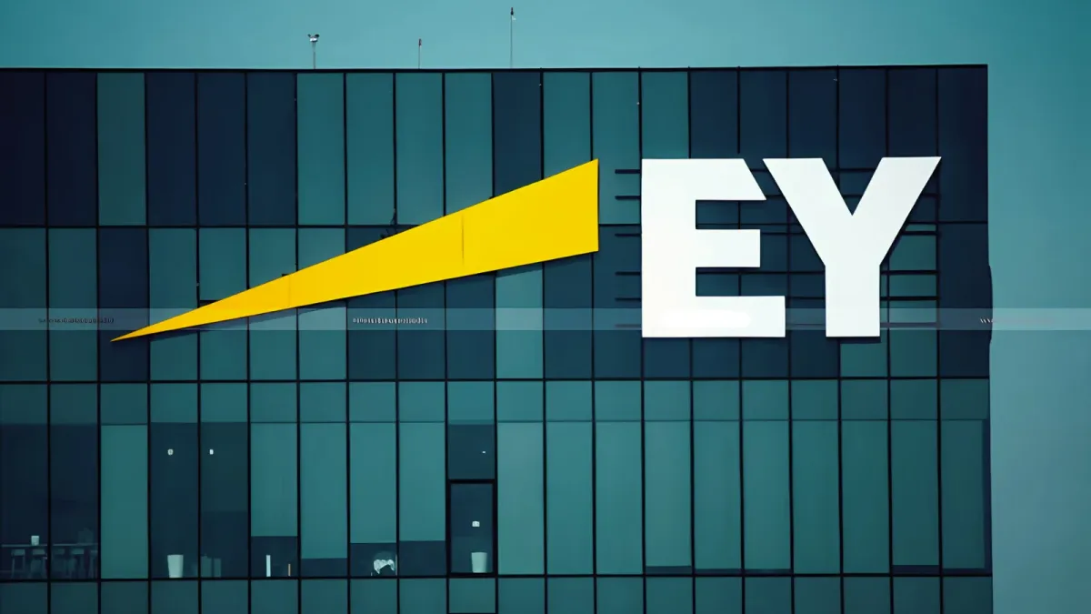 Пробив в данните в EY разкрива информация на клиенти на Goldman Sachs и Man Group