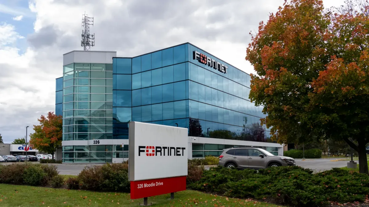 ФБР предупреждава, че атаките за събиране на пароли „FortiBleed“ блокират достъпа на потребителите до защитните им стени