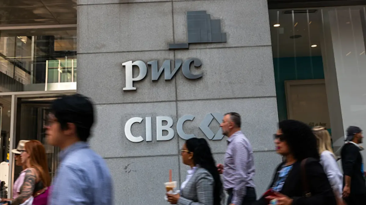 PwC потвърди изтичане на данни за обучение на служители след атака срещу сайт на външен доставчик